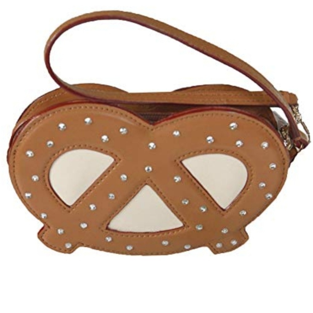 Kate Spade pretzel wristlet